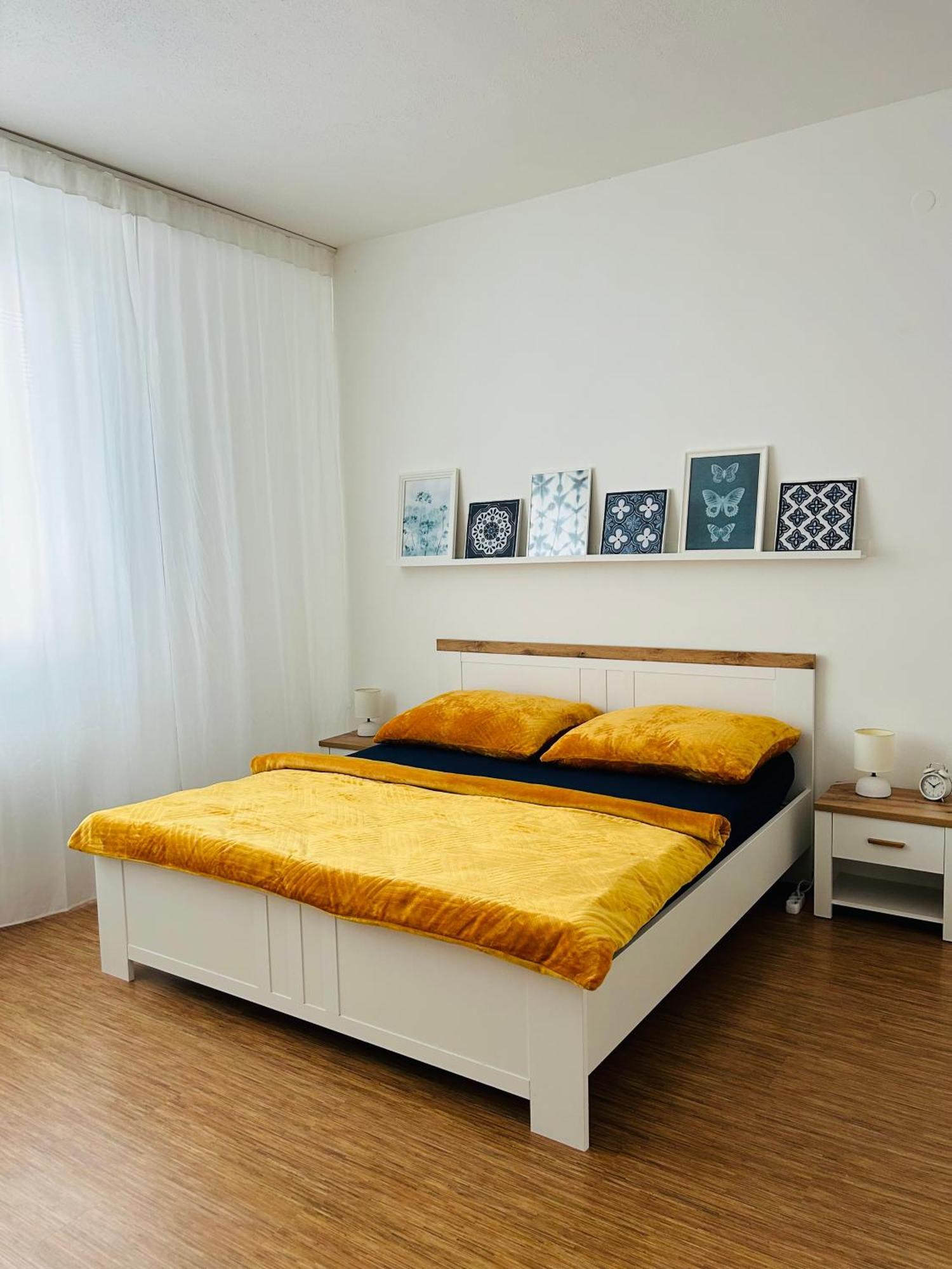 Studio Apartment Bluebell Bratislava Buitenkant foto