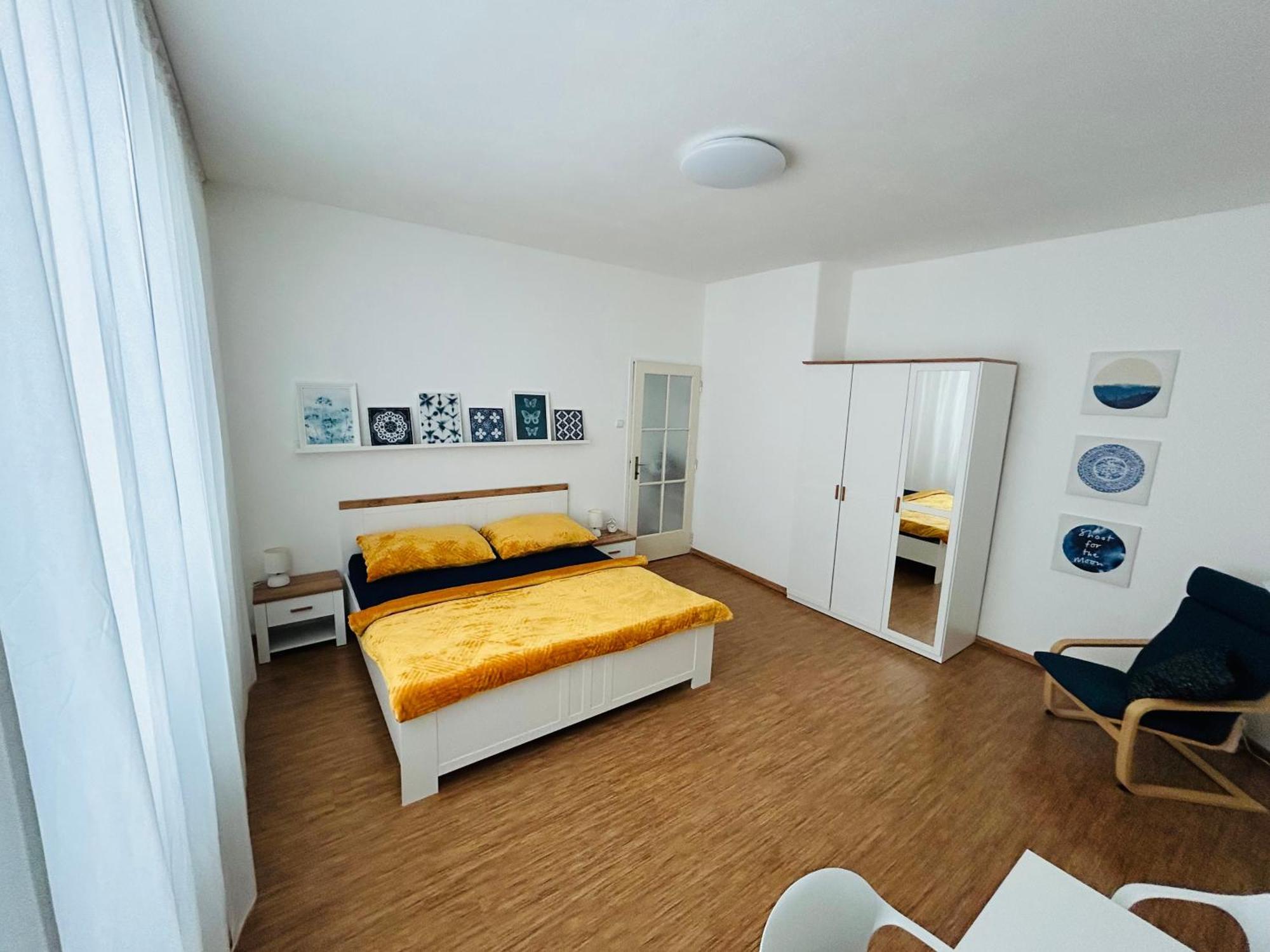 Studio Apartment Bluebell Bratislava Buitenkant foto